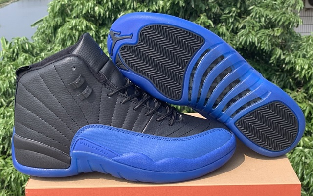 Air Jordan 12 Retro Black Blue